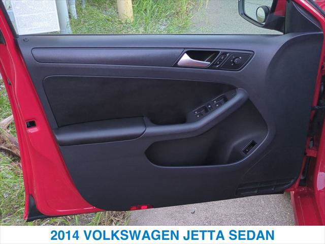 Used 2014 Volkswagen Jetta SE FWD image 12