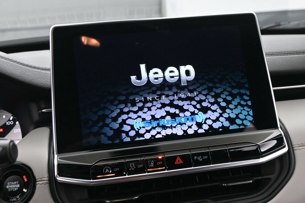 Used 2024 Jeep Compass Limited w/ Sun and Sound Group AWD/4WD image 28