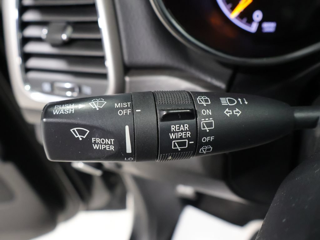 Used 2018 Jeep Grand Cherokee Altitude AWD/4WD image 42