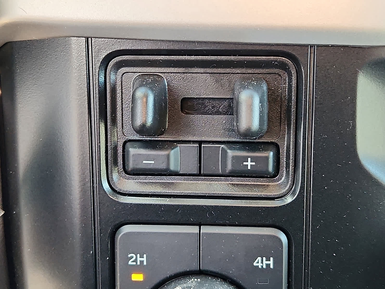 Used 2024 Ford F250 XLT w/ FX4 Off-Road Package image 26