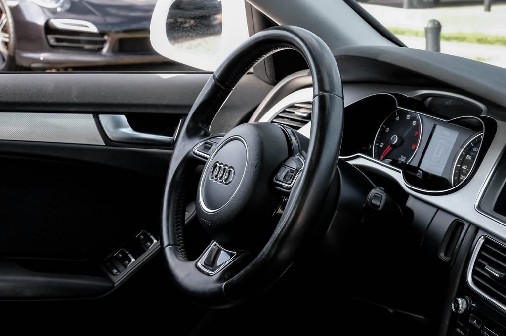 Used 2016 Audi A4 2.0T Premium w/ Convenience Plus Package AWD/4WD image 17