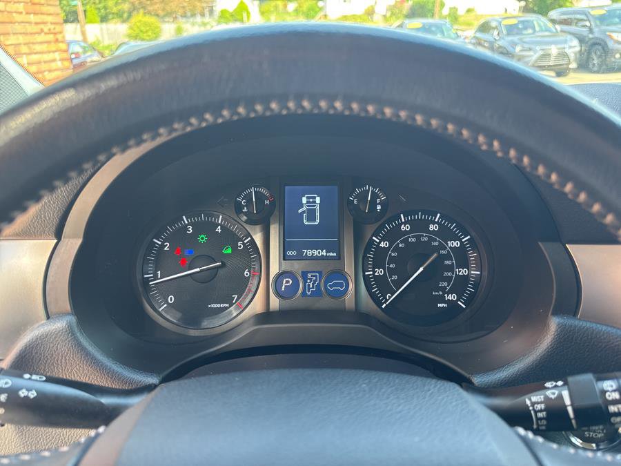 Used 2018 Lexus GX 460 image 28