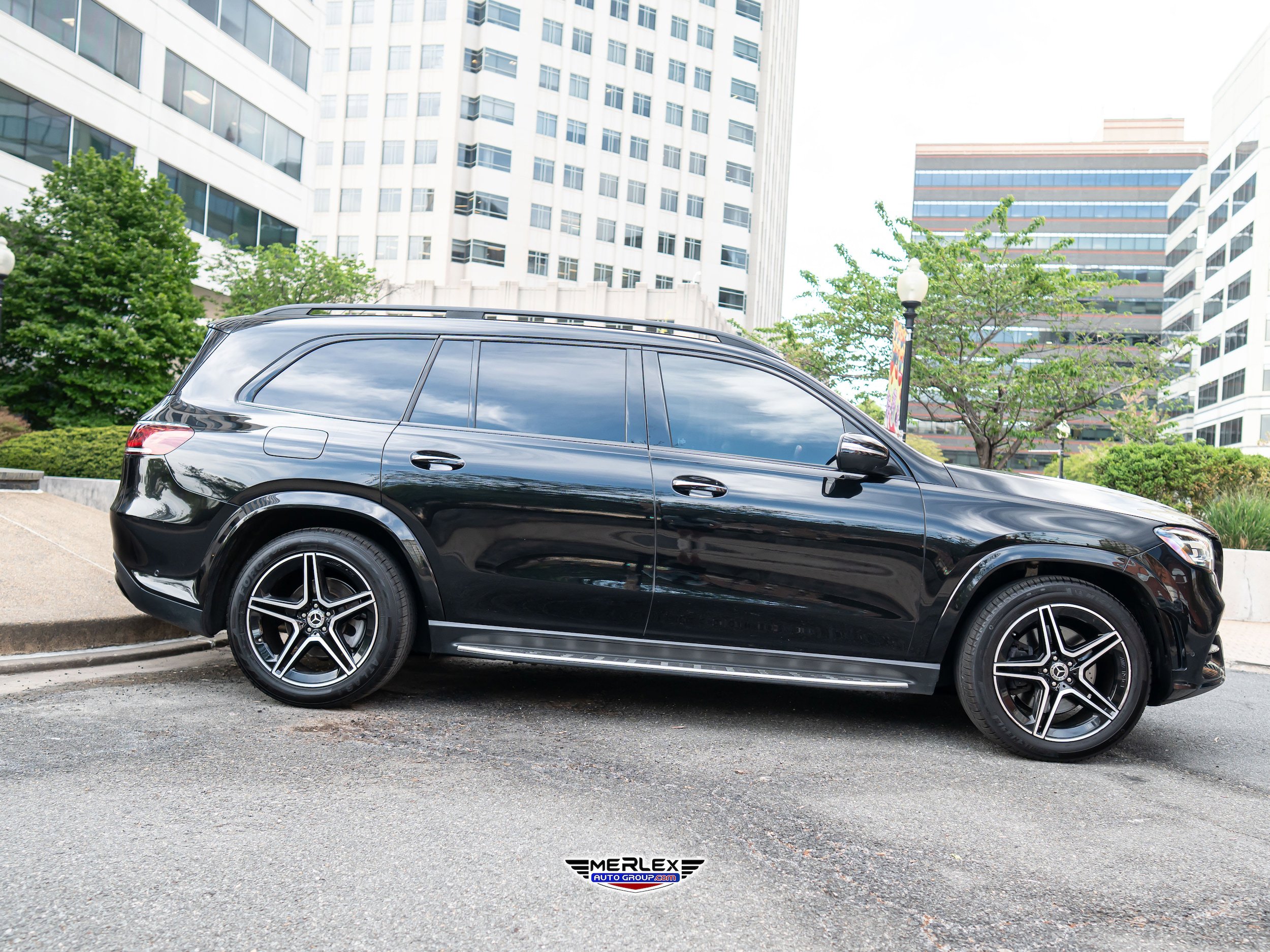 Used 2022 Mercedes-Benz GLS 580 4MATIC image 8