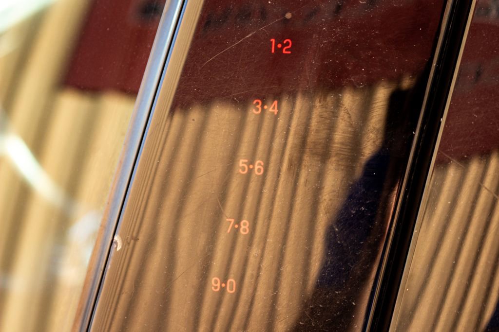 Used 2020 Ford Fusion SE image 11