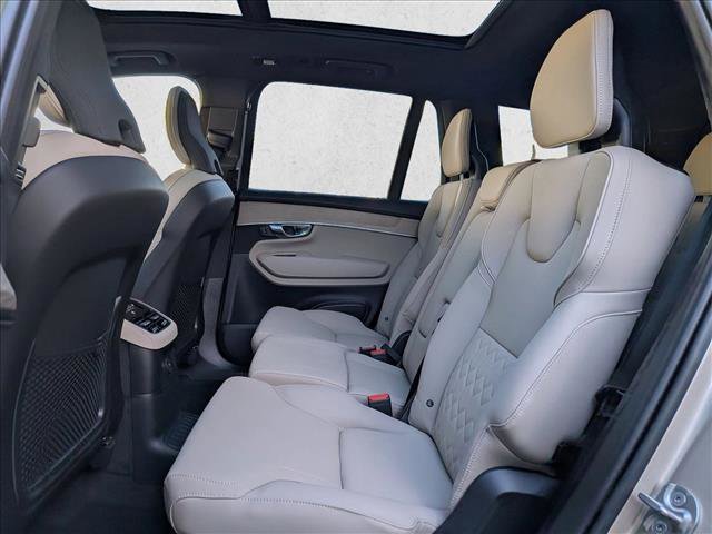 New 2026 Volvo XC90 T8 Plus w/ Protection Package Premier image 17