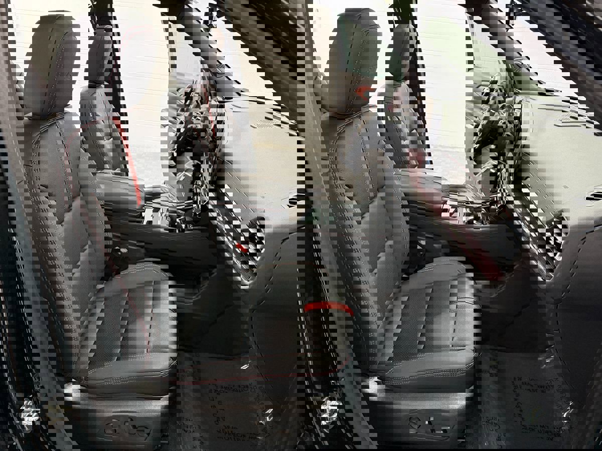 Used 2024 Chevrolet Traverse RS w/ LPO, Floor Liner Package image 20