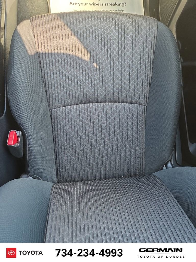 Used 2023 Toyota 4Runner TRD Off-Road image 32