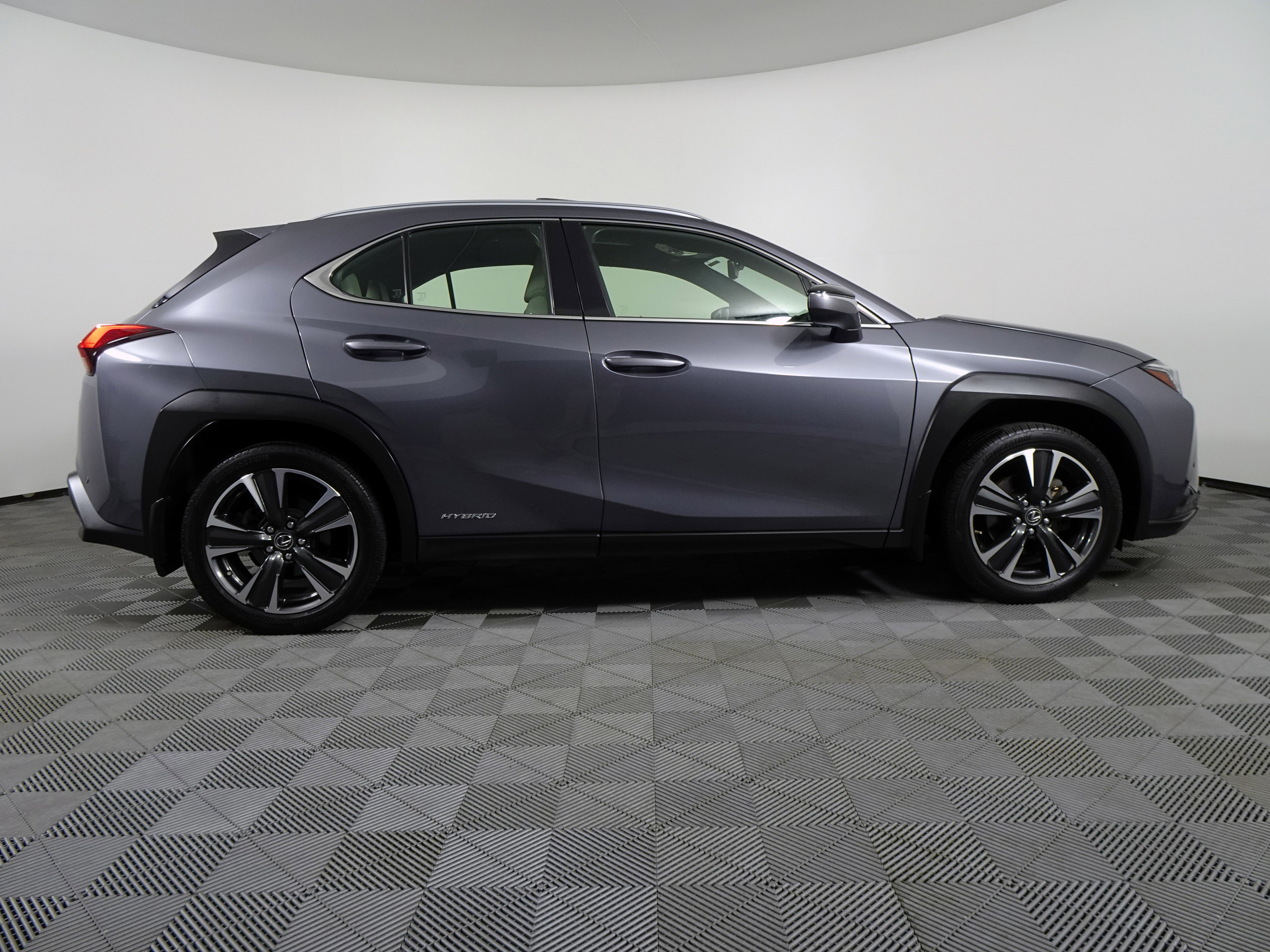 Used 2020 Lexus UX 250h w/ Premium Package image 45