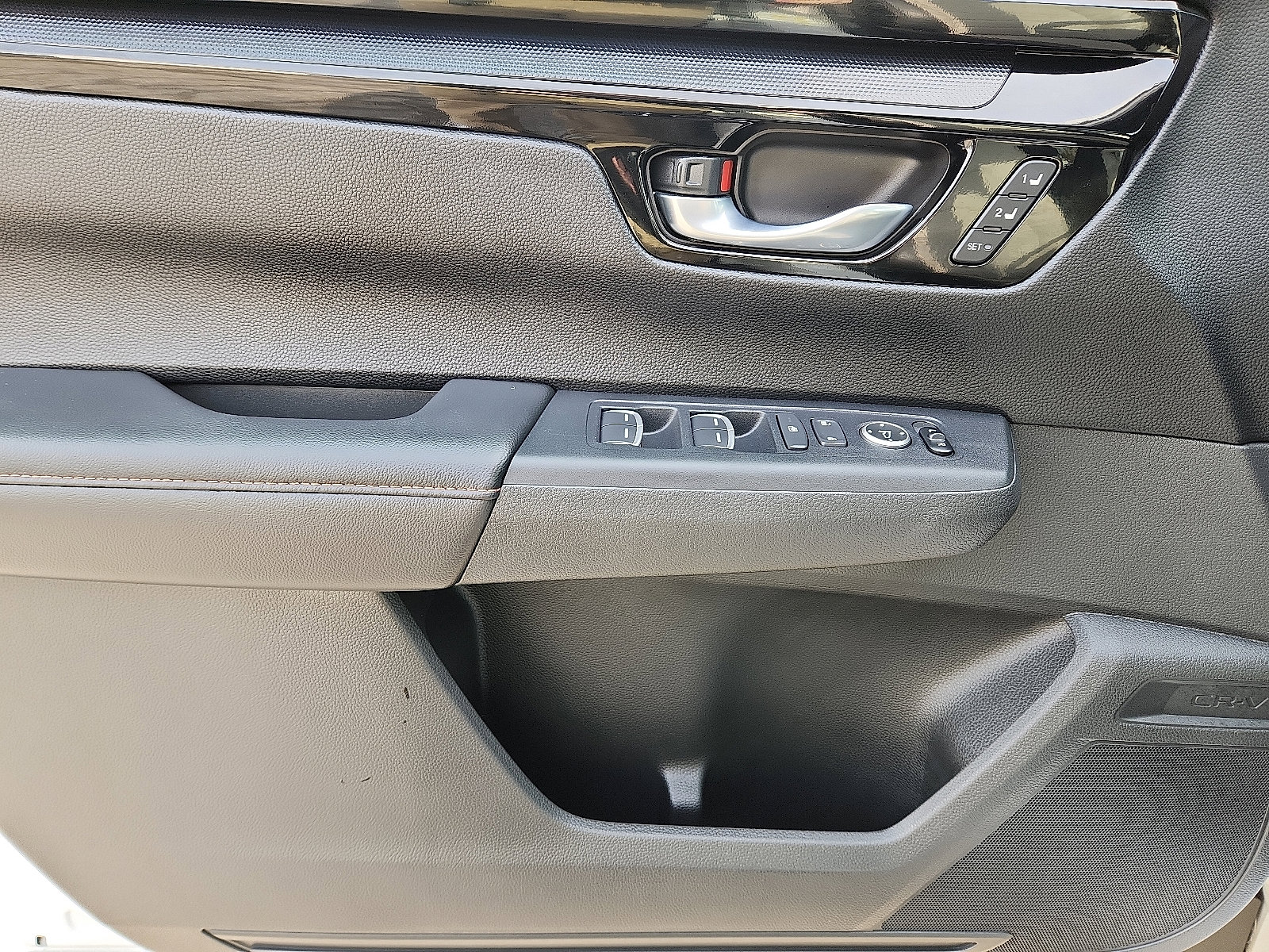 Used 2023 Honda CR-V Sport Touring image 13