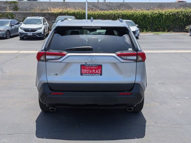 Used 2025 Toyota RAV4 XLE w/ Weather Package AWD/4WD image 9