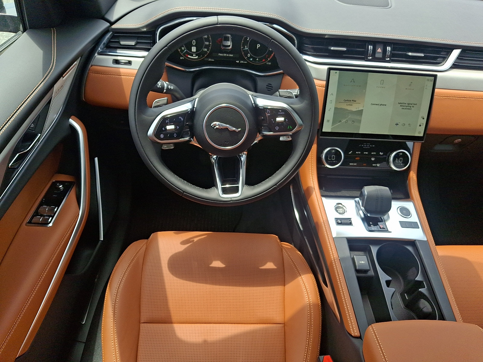 New 2026 Jaguar F-PACE R-Dynamic S AWD/4WD image 10