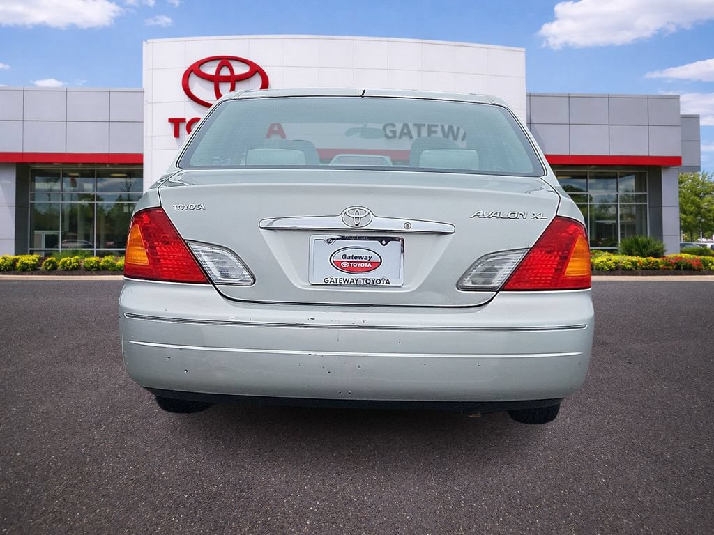 Used 2002 Toyota Avalon XL FWD image 6