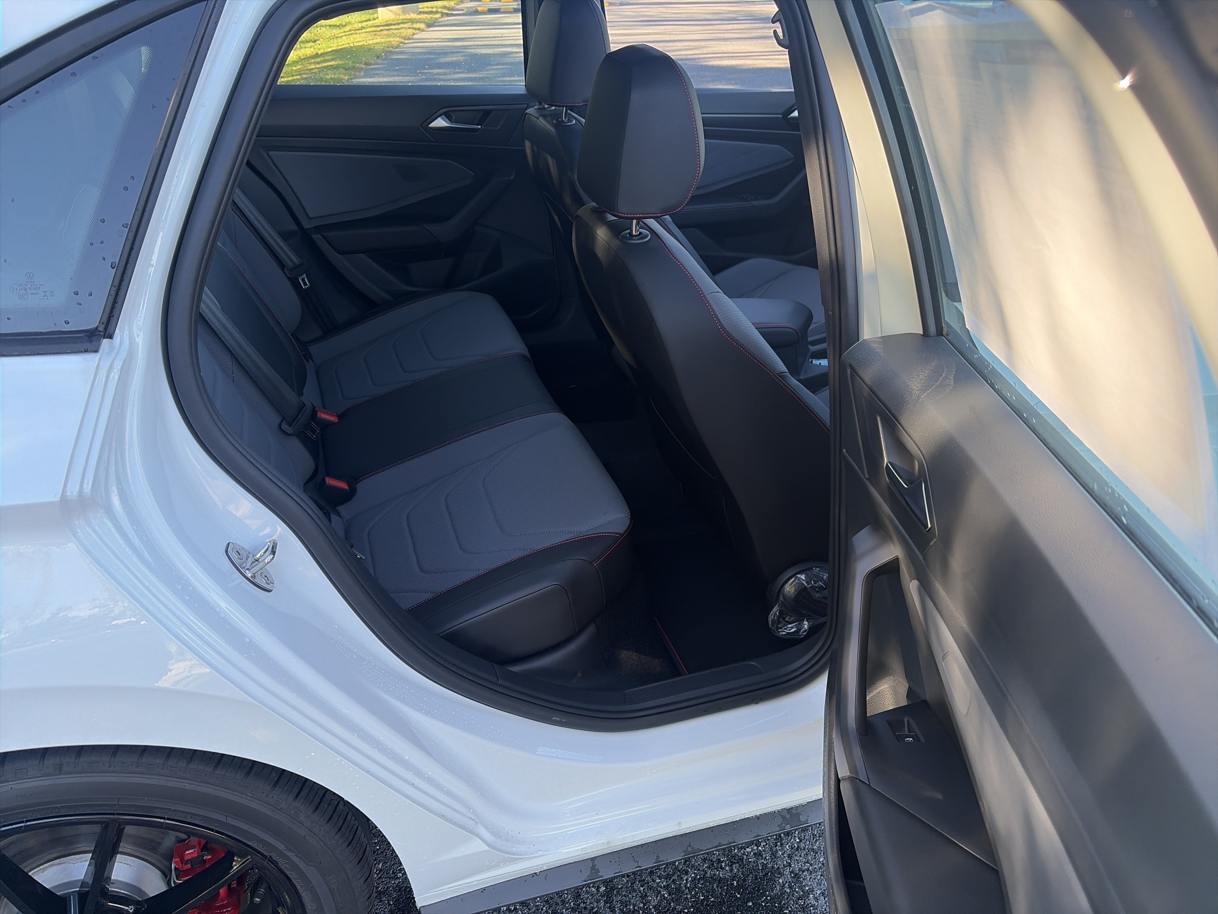 New 2026 Volkswagen Jetta GLI Autobahn FWD image 16