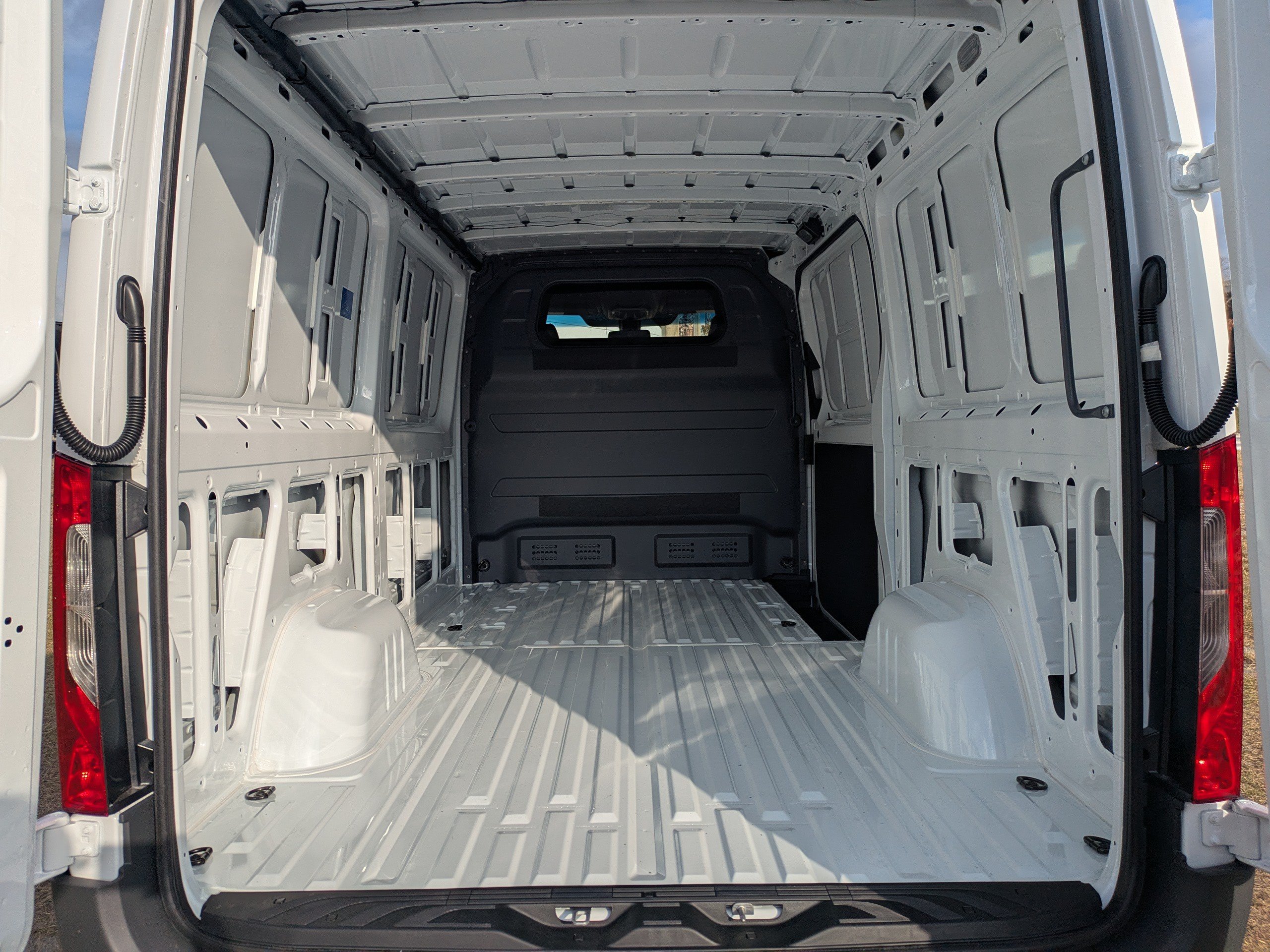 New 2026 Mercedes-Benz Sprinter 2500 image 12