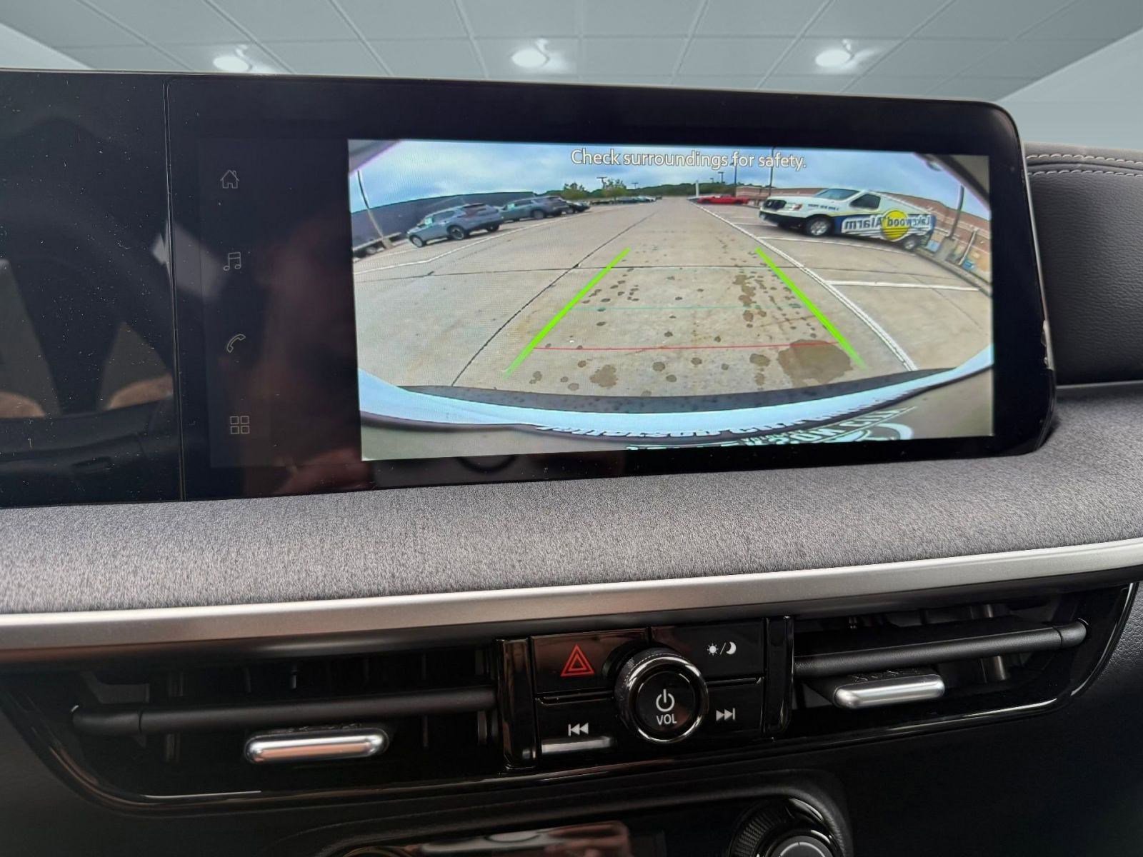 New 2026 Nissan Kicks SV image 28