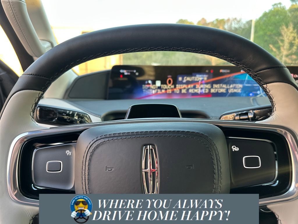 New 2026 Lincoln Navigator Premiere image 13