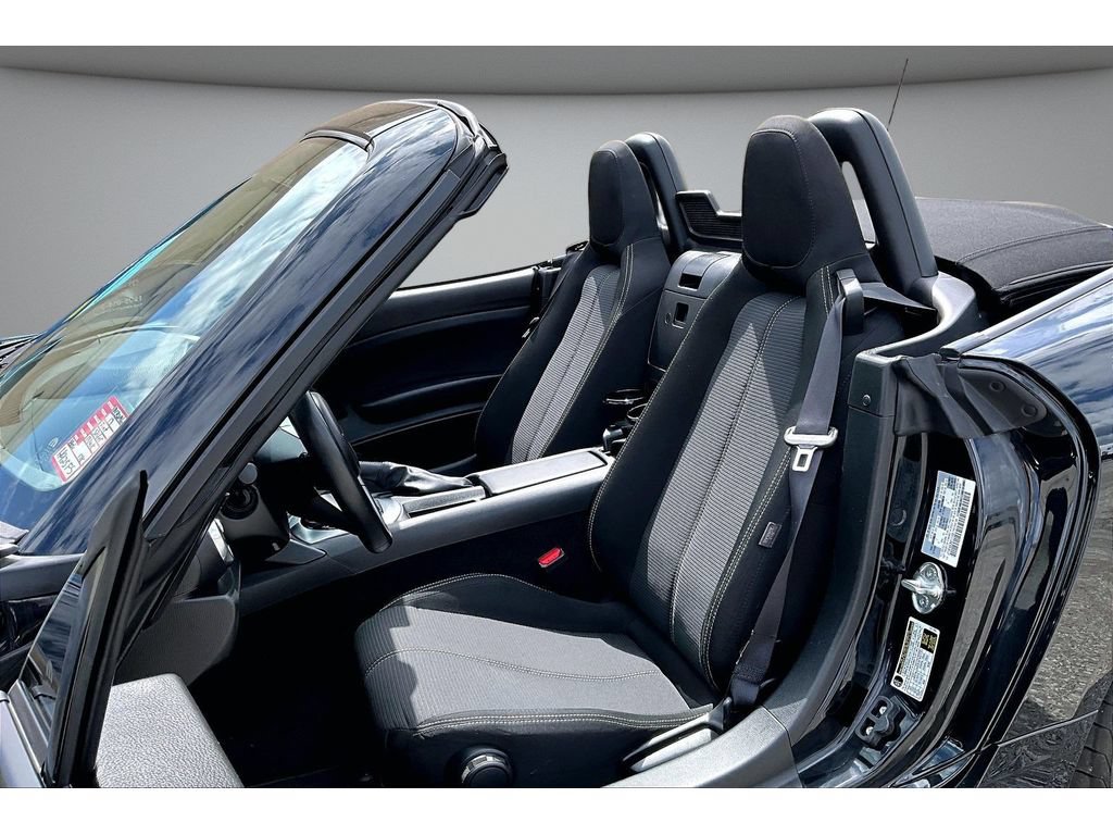 Used 2017 FIAT 124 Spider Classica RWD image 32