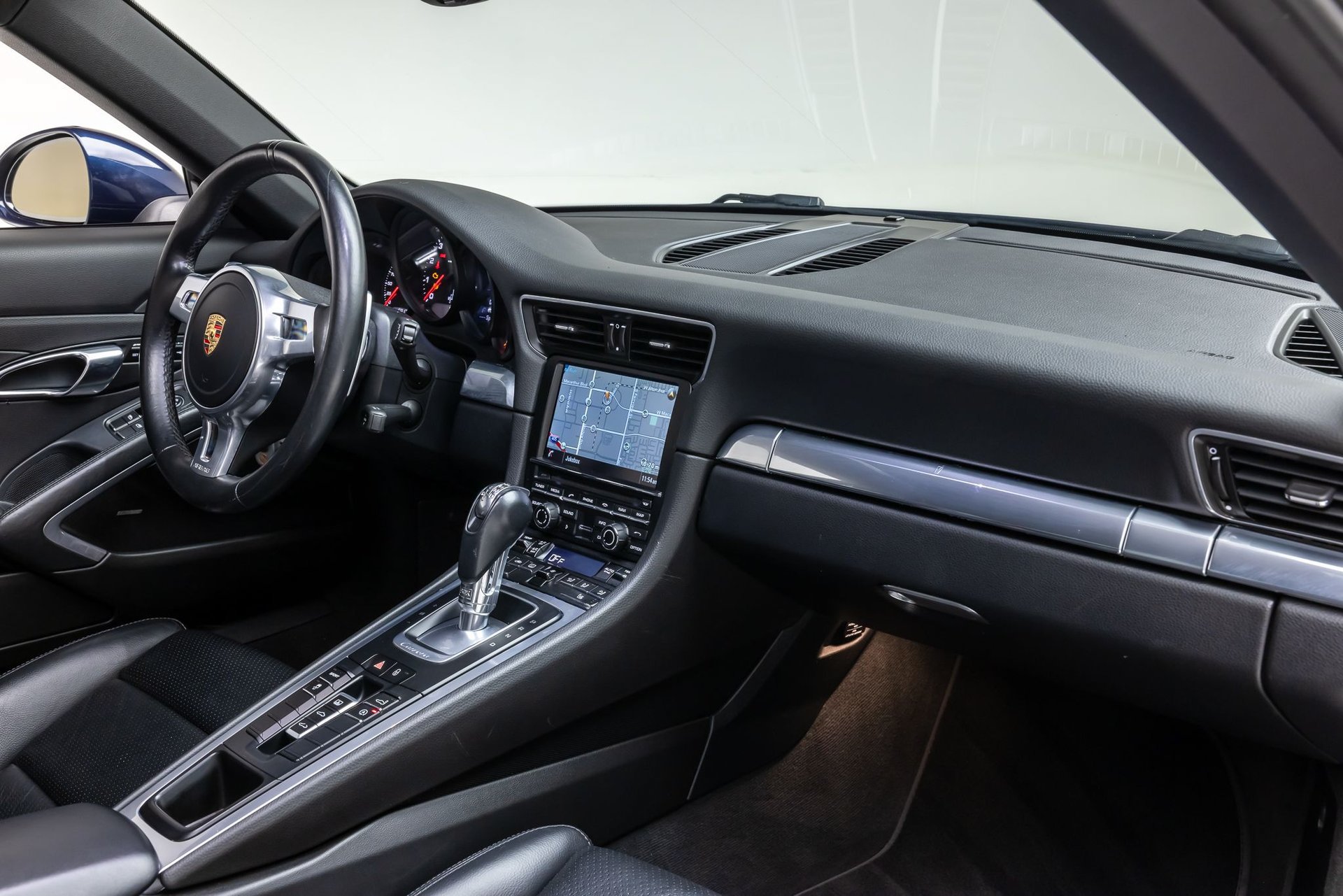 Used 2014 Porsche 911 Carrera image 15