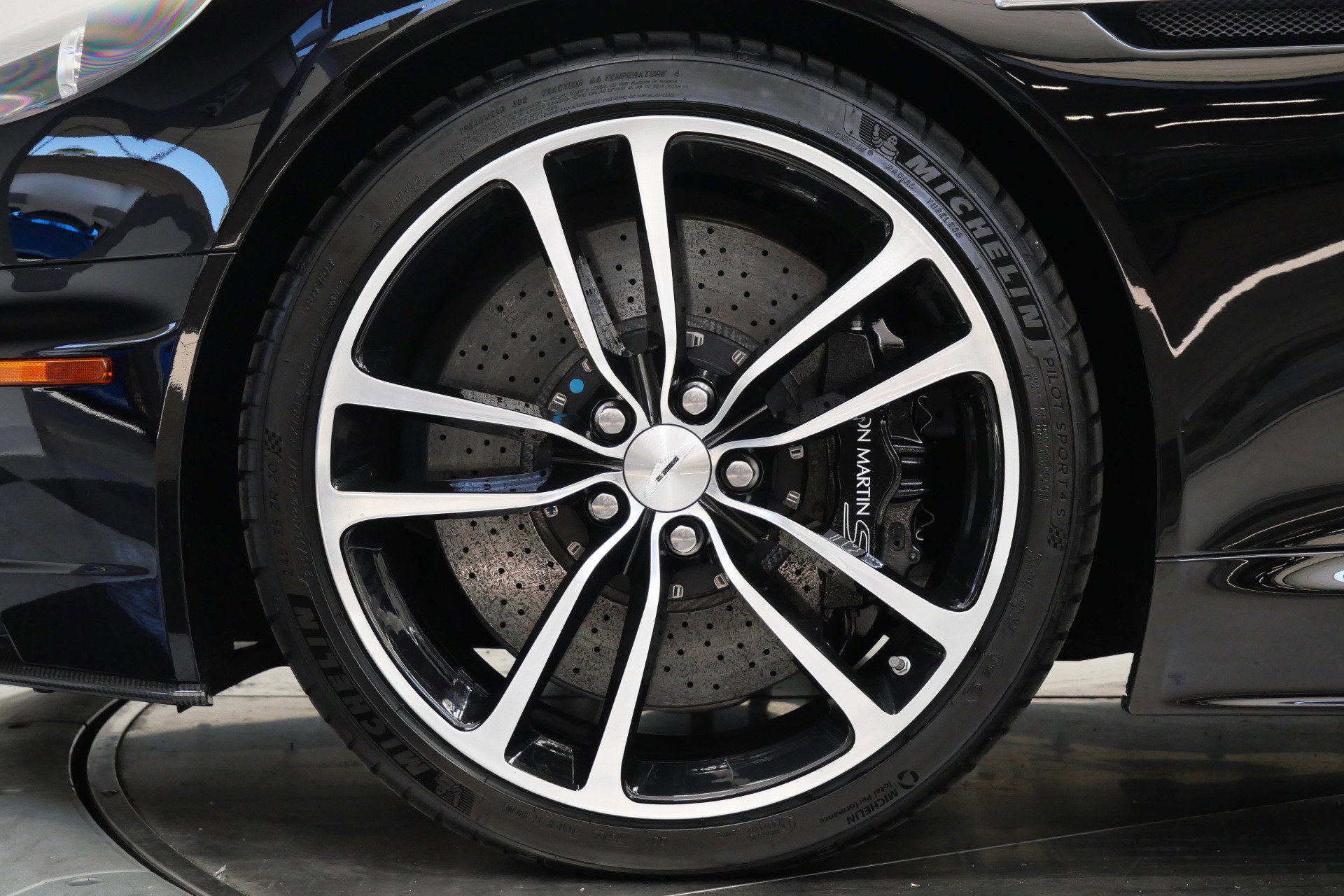 Used 2012 Aston Martin DBS Carbon Black RWD image 10