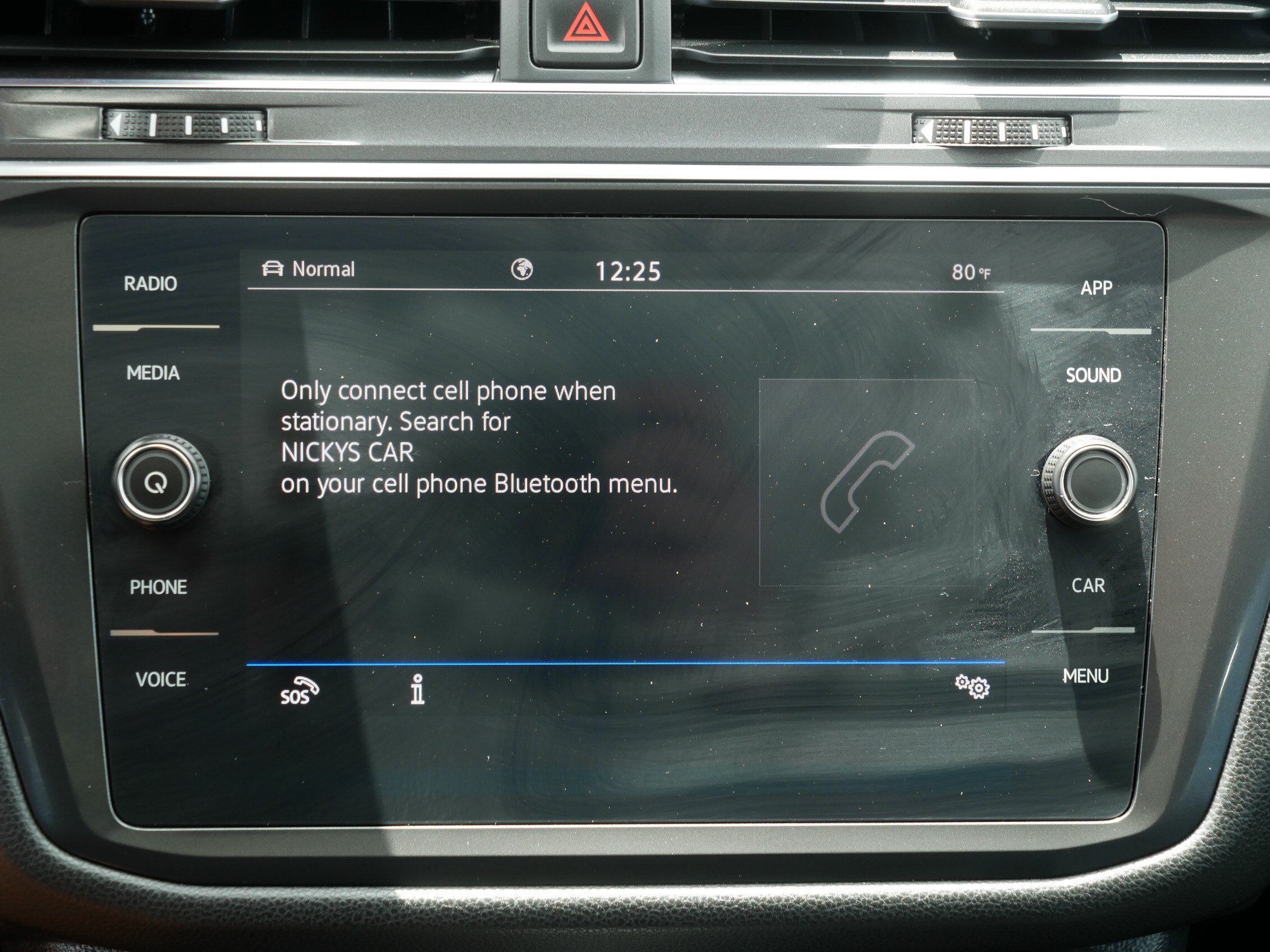 Used 2022 Volkswagen Tiguan SE w/ Panoramic Sunroof Package AWD/4WD image 30