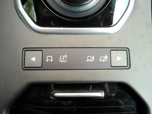 Used 2018 Land Rover Range Rover Evoque SE Dynamic AWD/4WD image 50