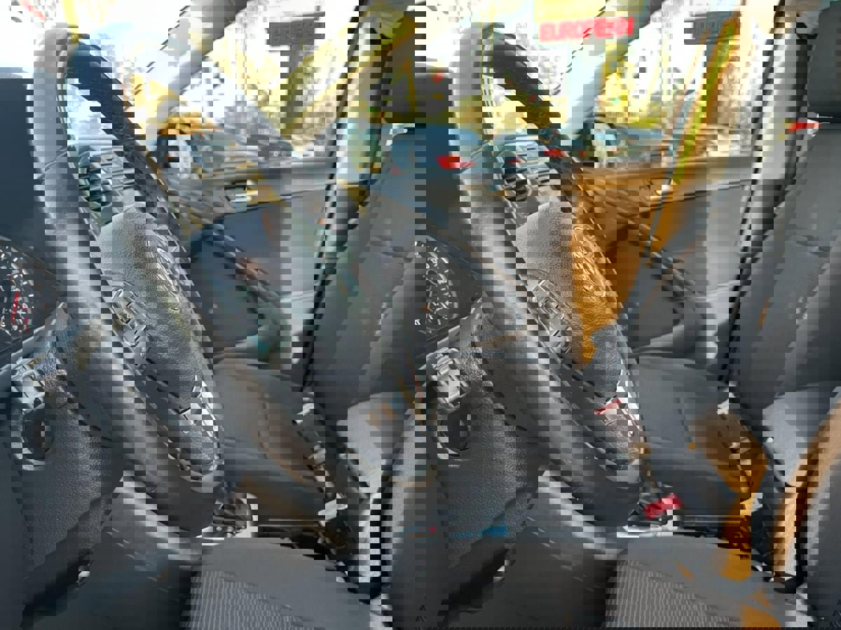 Used 2017 Volkswagen Tiguan Limited w/ Premium Package image 26