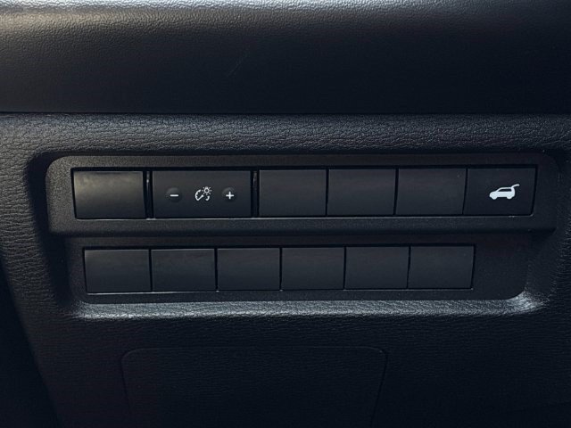 Used 2025 Mitsubishi Outlander SE AWD/4WD image 30