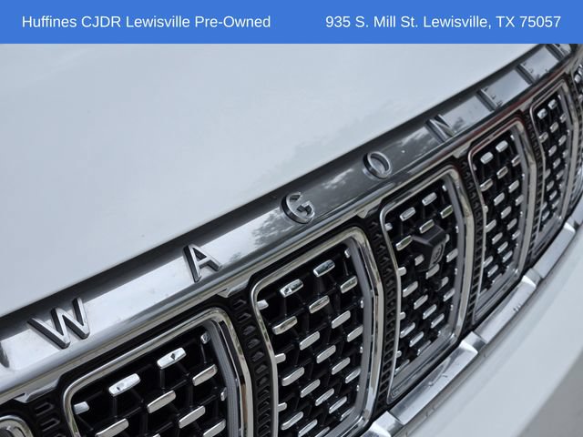 Used 2023 Jeep Grand Wagoneer L Series II w/ Premium Group II AWD/4WD image 11