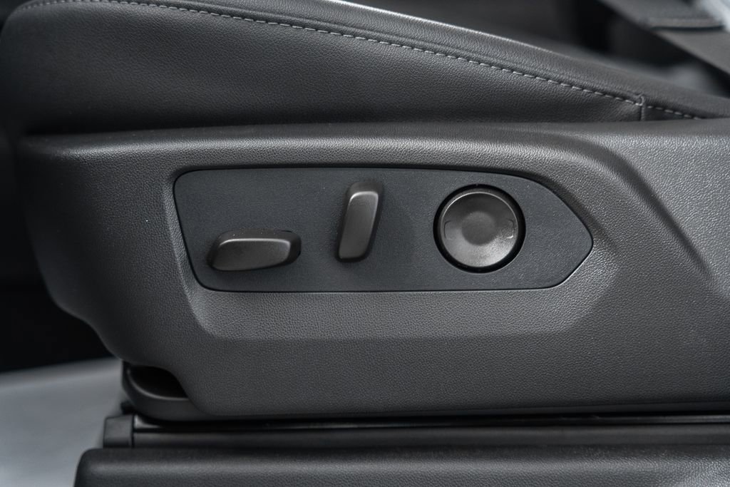 New 2026 Chevrolet Silverado 1500 LTZ w/ Technology Package image 38