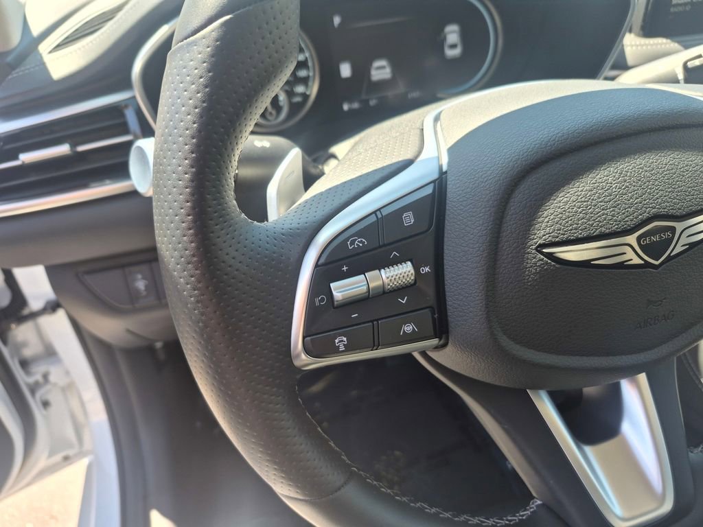 Used 2026 Genesis G70 2.5T image 19