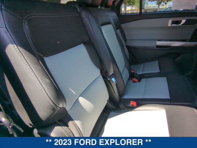 Certified 2023 Ford Explorer XLT w/ Equipment Group 202A RWD image 23