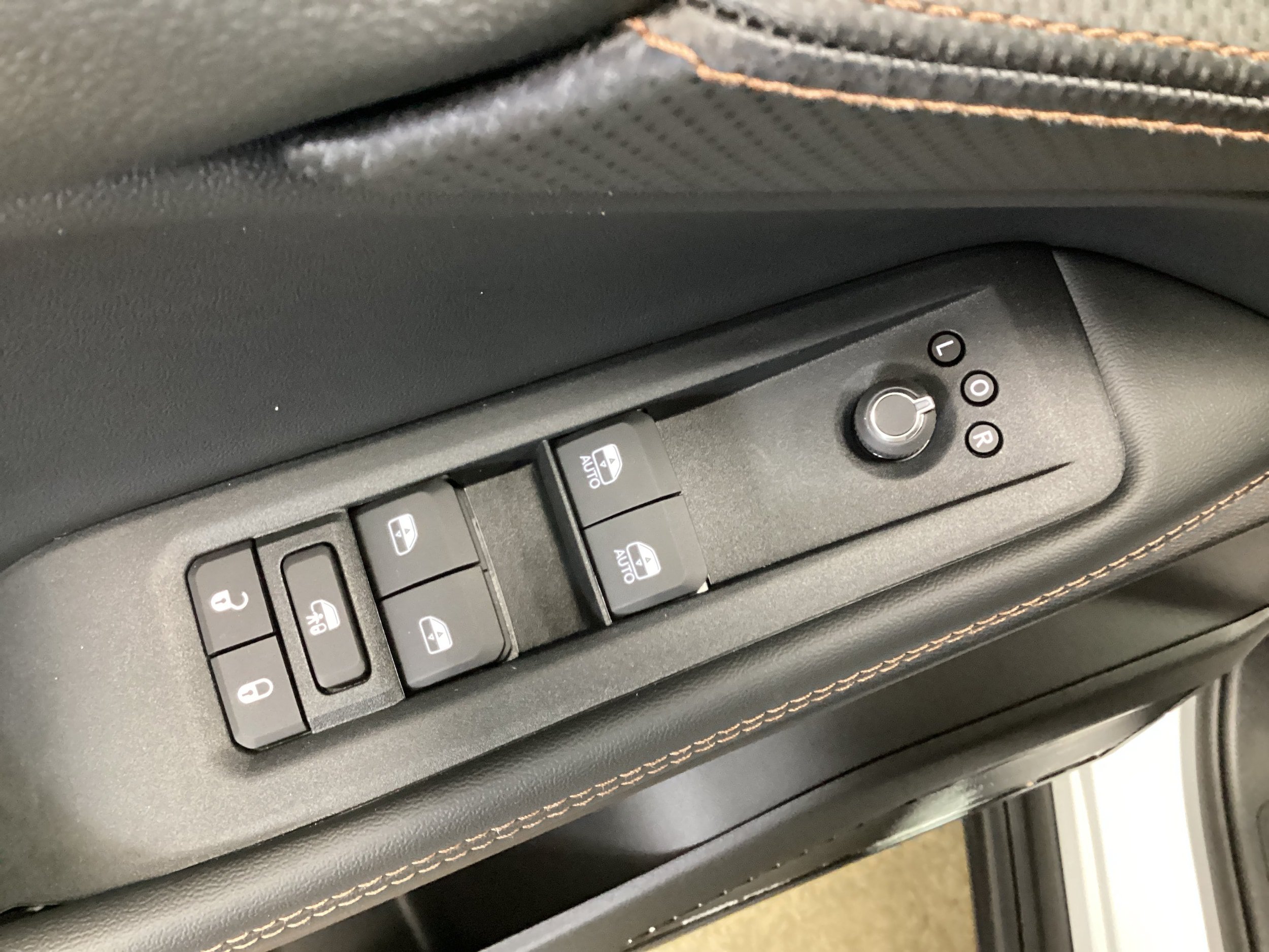 New 2026 Jeep Cherokee Limited AWD/4WD image 13