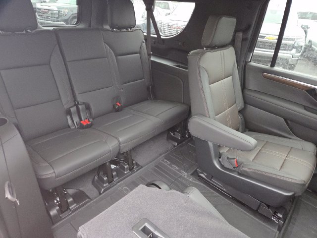 New 2026 Chevrolet Suburban High Country AWD/4WD image 34