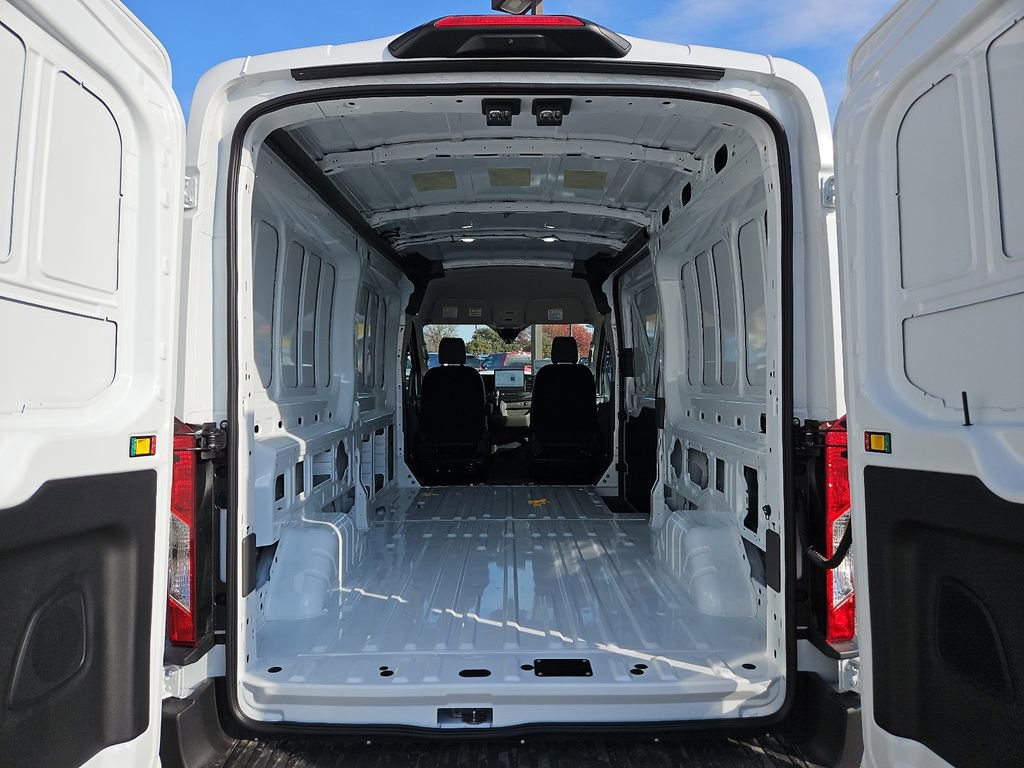 New 2026 Ford Transit 250 148 Medium Roof image 18