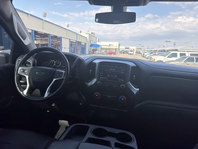 Used 2019 Chevrolet Silverado 1500 RST AWD/4WD image 23