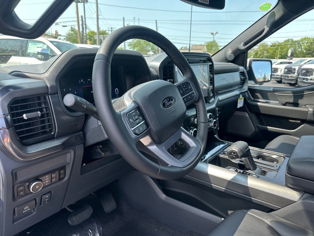 New 2025 Ford F150 Lariat w/ Equipment Group 501A Mid image 23