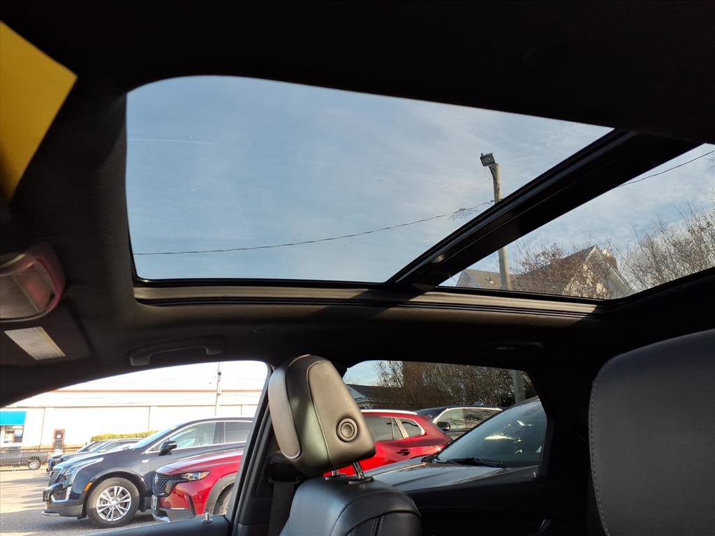 Certified 2022 Cadillac XT5 Premium Luxury image 23