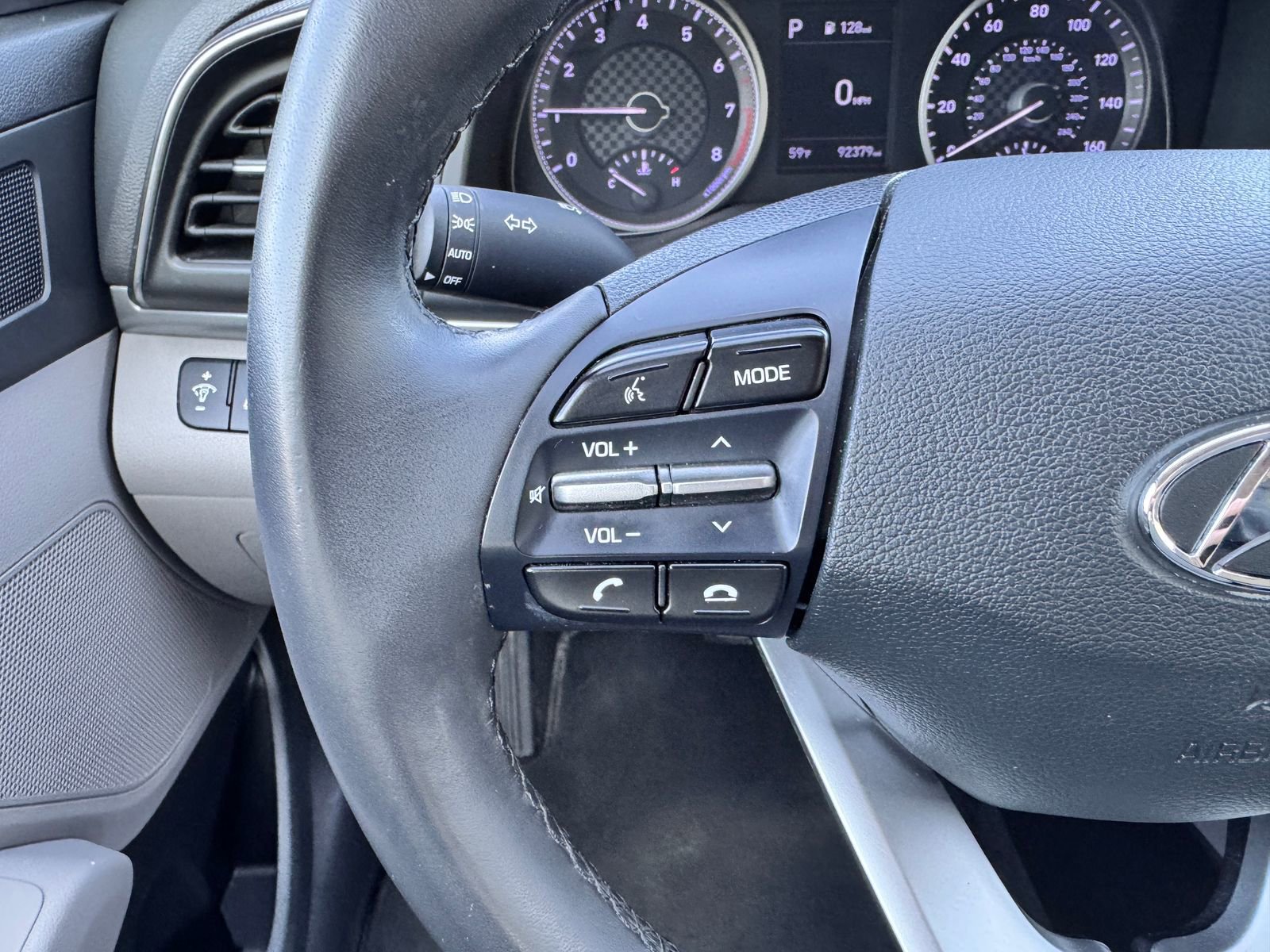 Used 2020 Hyundai Elantra Value Edition FWD image 16
