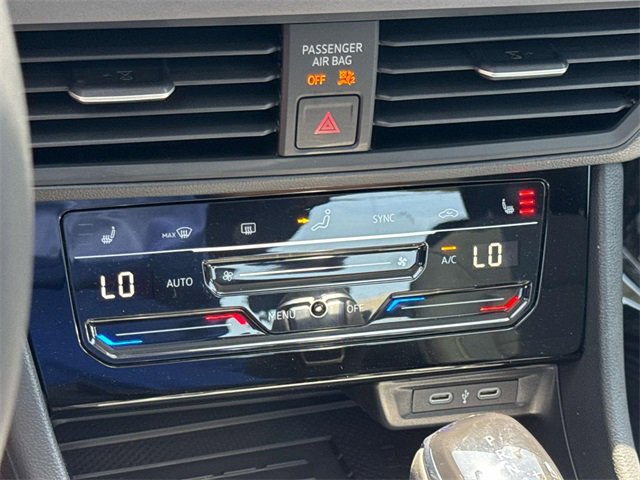 New 2025 Volkswagen Jetta SE image 17