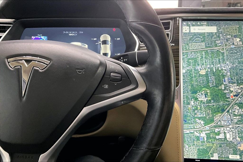 Used 2015 Tesla Model S 90D image 11