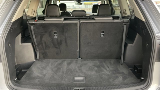 Used 2025 Volkswagen Atlas SE image 23