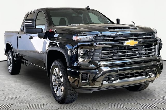 Used 2025 Chevrolet Silverado 2500 Custom w/ Custom Value Package AWD/4WD 360° Tour