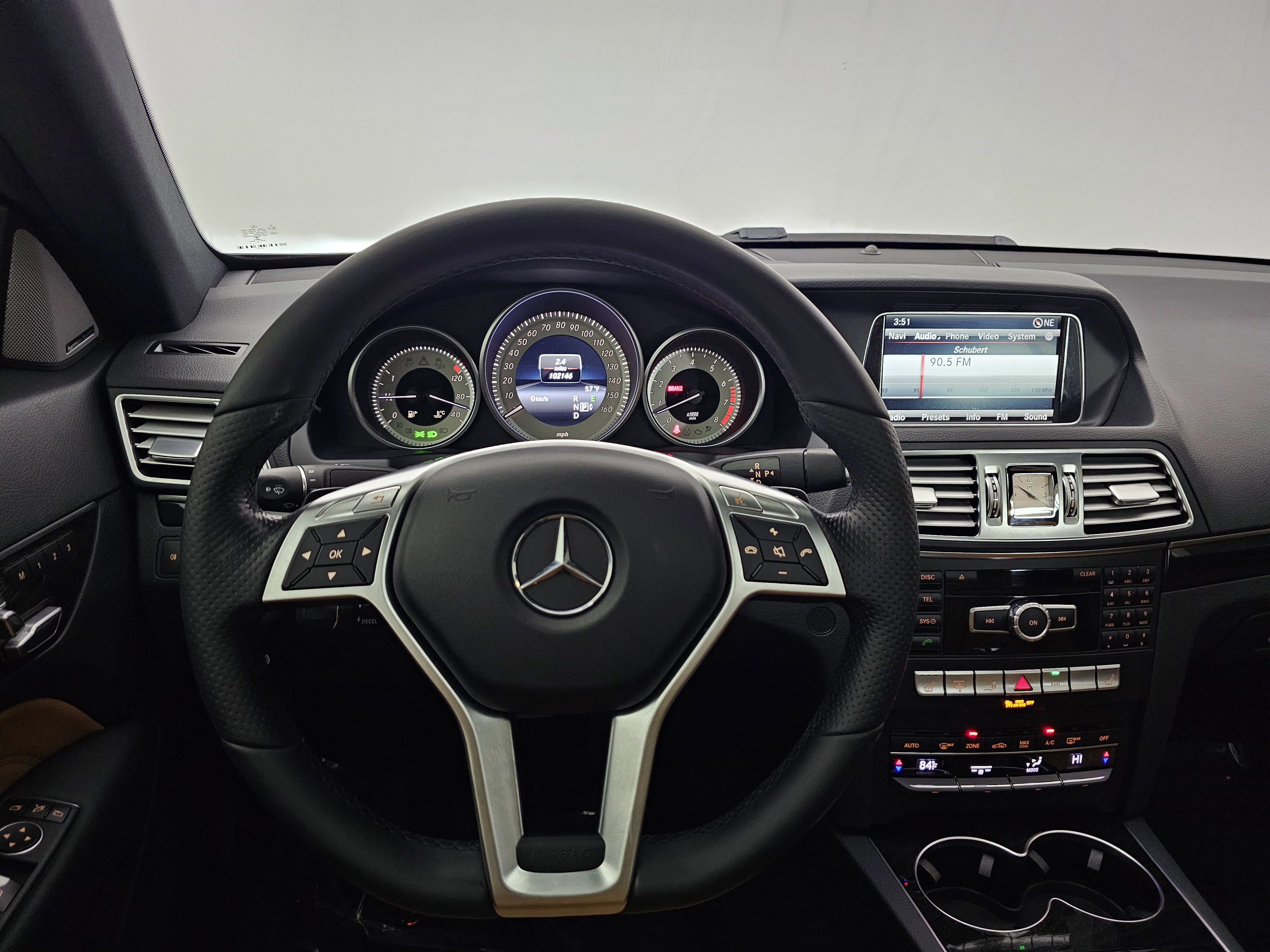 Used 2015 Mercedes-Benz E 400 4MATIC Coupe image 6