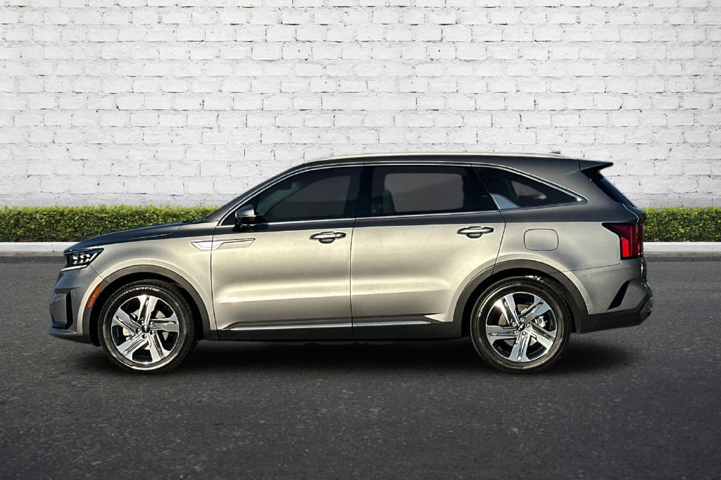 Used 2023 Kia Sorento SX Prestige w/ Panoramic Sunroof Package AWD/4WD image 7
