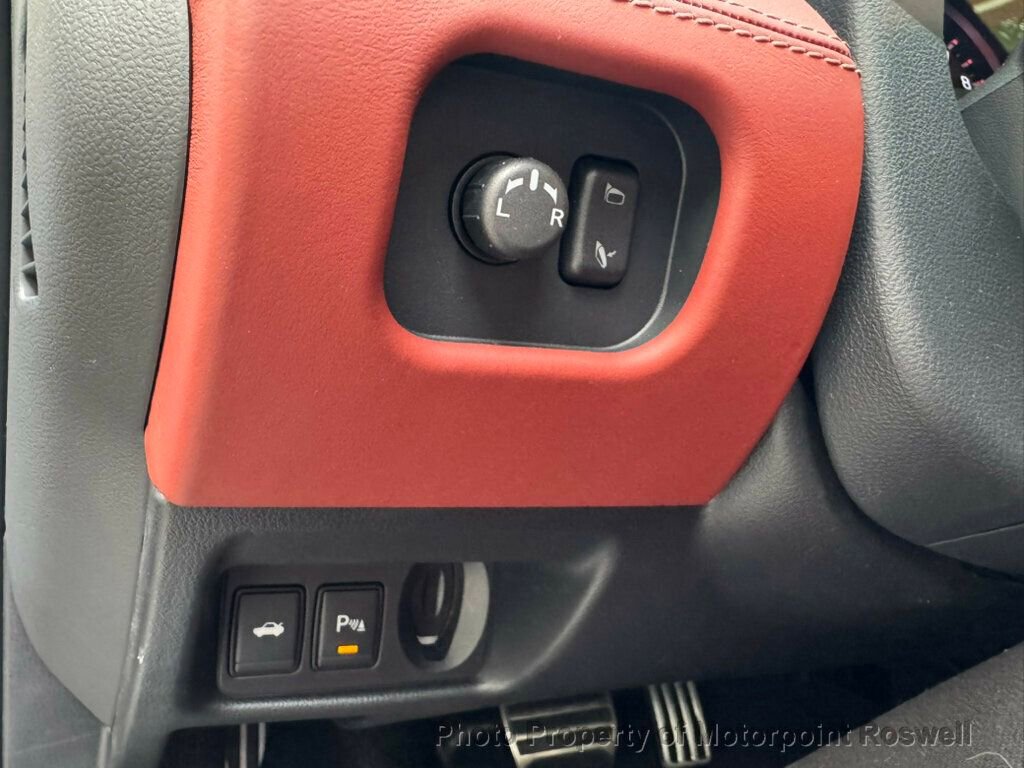 Used 2024 Nissan GT-R Premium w/ Premium Interior Package image 27
