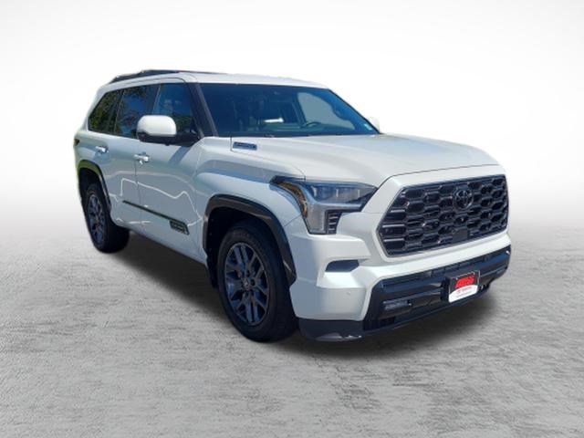 Certified 2025 Toyota Sequoia Platinum AWD/4WD image 3