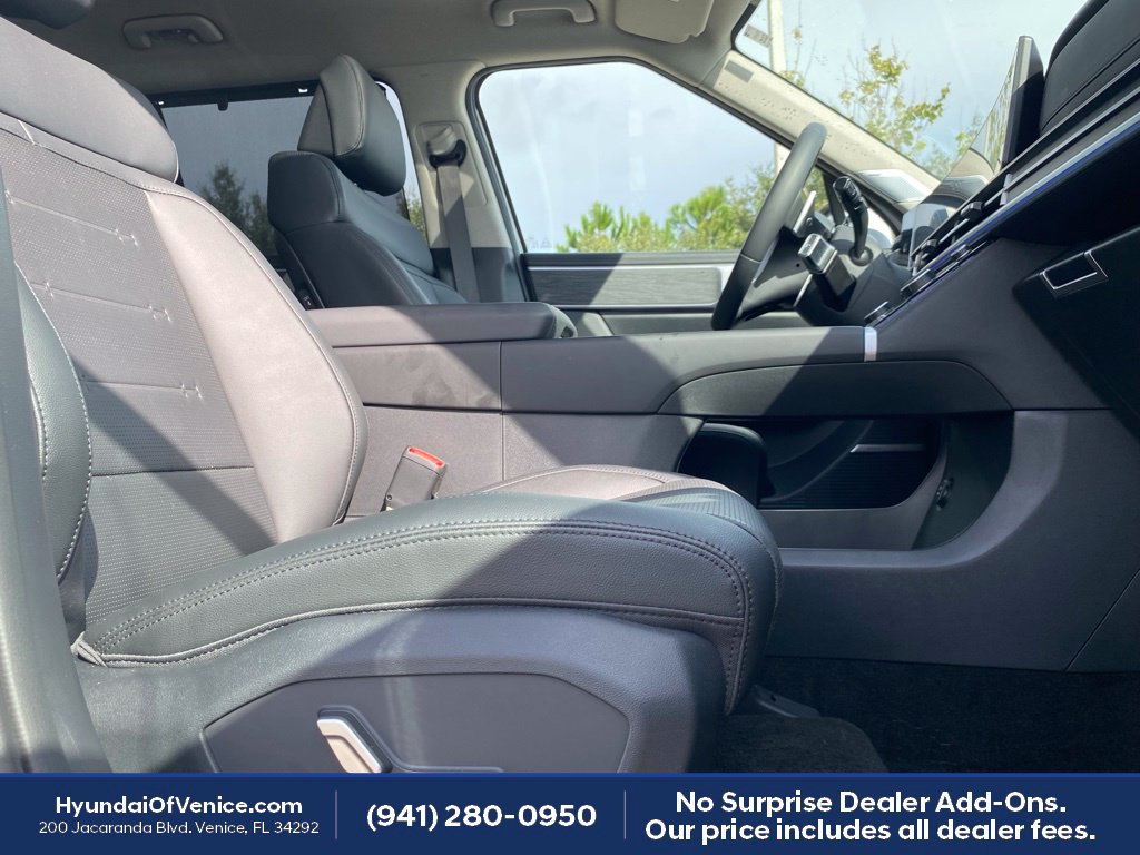Certified 2026 Hyundai Santa Fe Limited FWD image 18