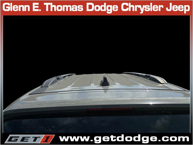 Certified 2023 Chrysler Pacifica Touring-L w/ S Appearance Package image 11