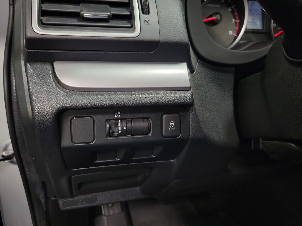 Used 2018 Subaru Forester 2.5i Premium w/ Popular Package #2A AWD/4WD image 28