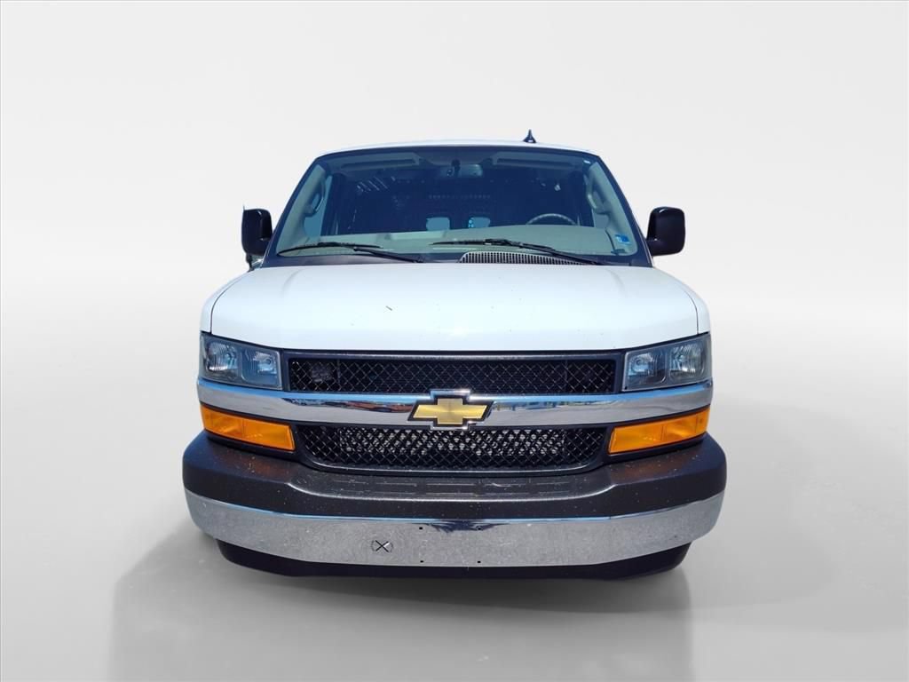 Used 2024 Chevrolet Express 2500 w/ Driver Convenience Package RWD image 8